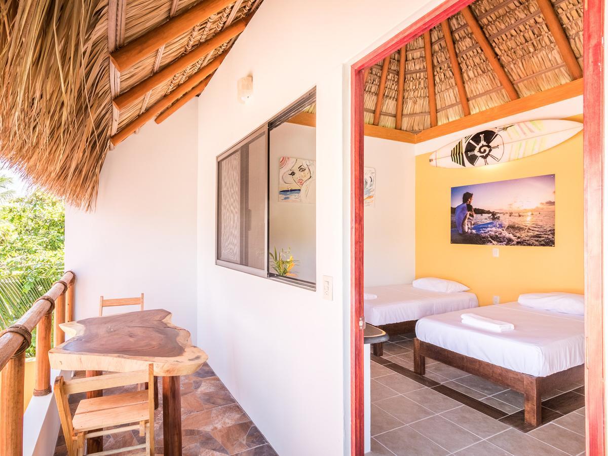 Experiencia Surf Camp Hostel Brisas de Zicatela Exterior foto
