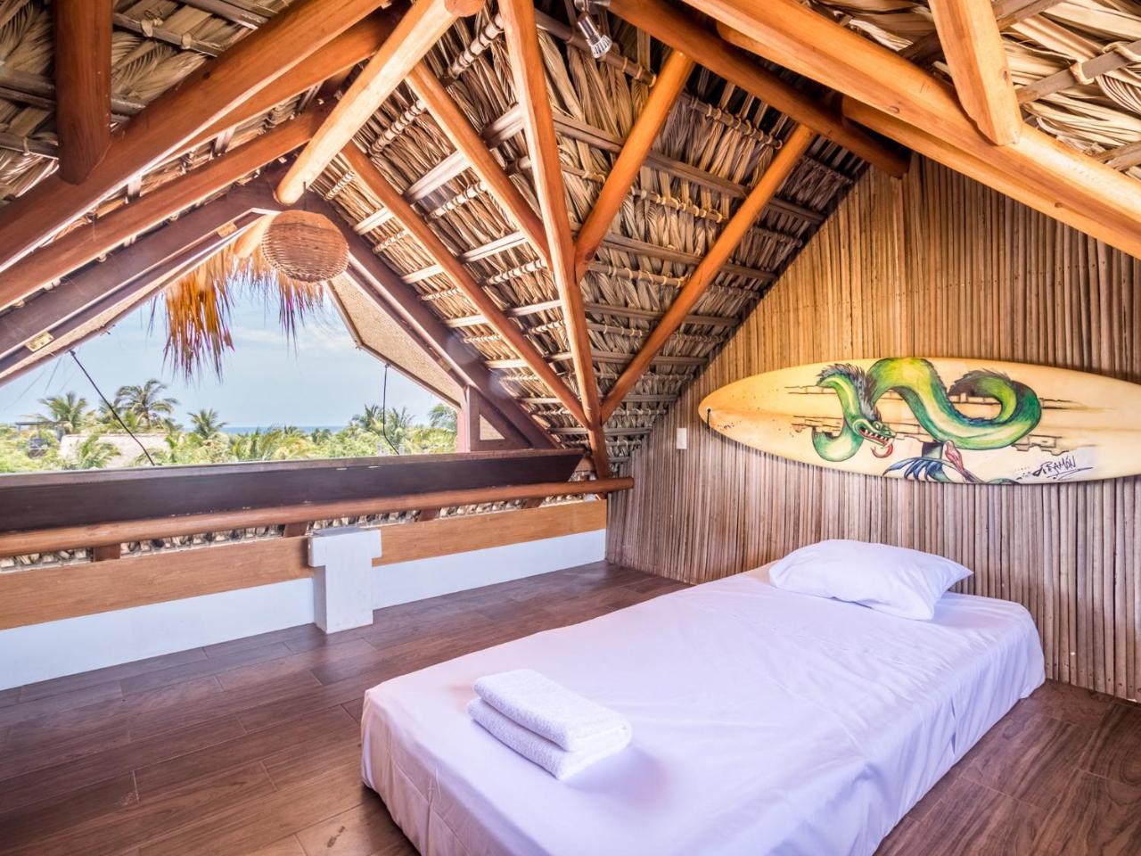 Experiencia Surf Camp Hostel Brisas de Zicatela Exterior foto